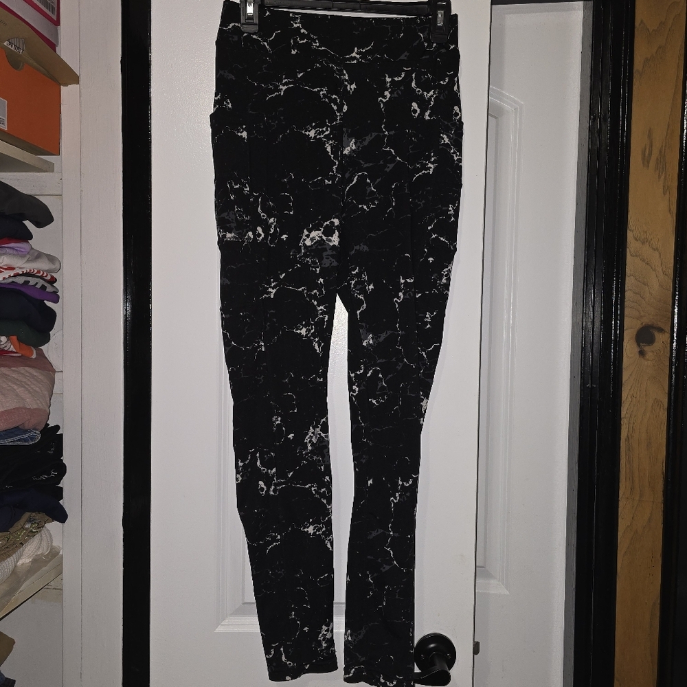POP Fit Women's Black & White Marble Print Leggings W 2 Side Pockets Size Large - Picture 6 of 7